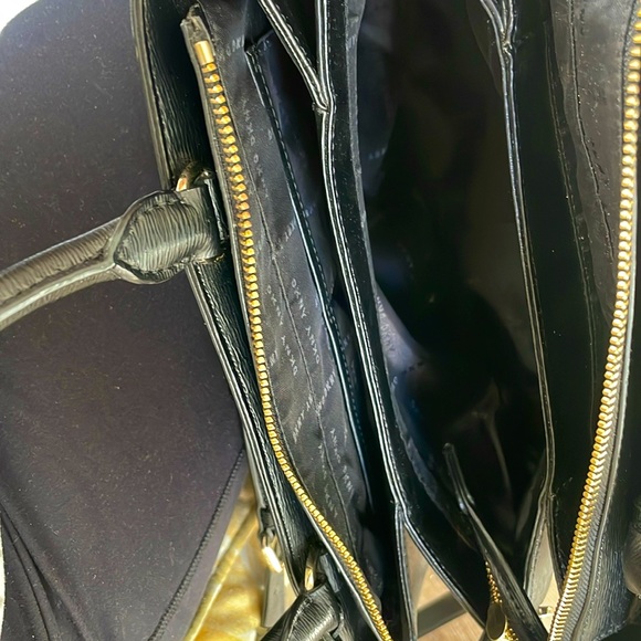 DKNY Handbag - Picture 5 of 10